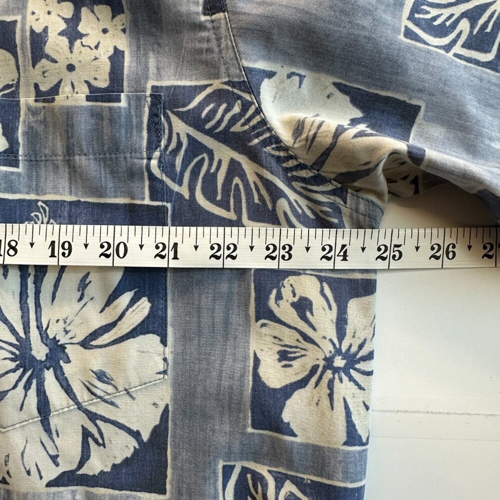 Vintage Go Barefoot Hawaiian Shirt L Half Button Pullover Blue Floral - Picture 7 of 10